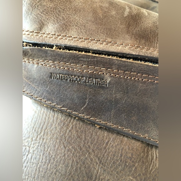 Teva Brown Waterproof Leather Boots - size 9.5 - Picture 11 of 12